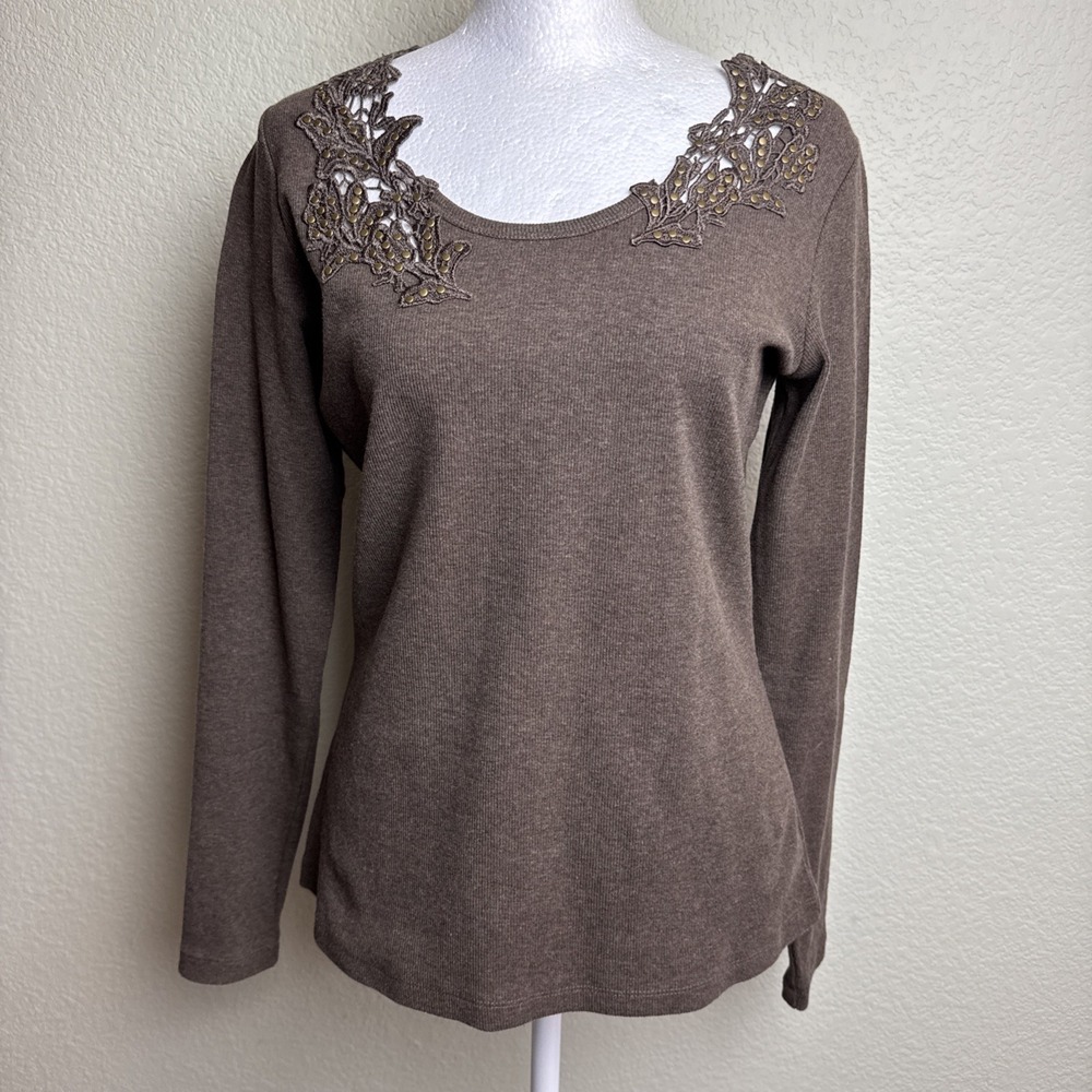 DG2 Diane Gilman Women's Top Brown Ribbed Size S Embellished Long Sleeve *‎